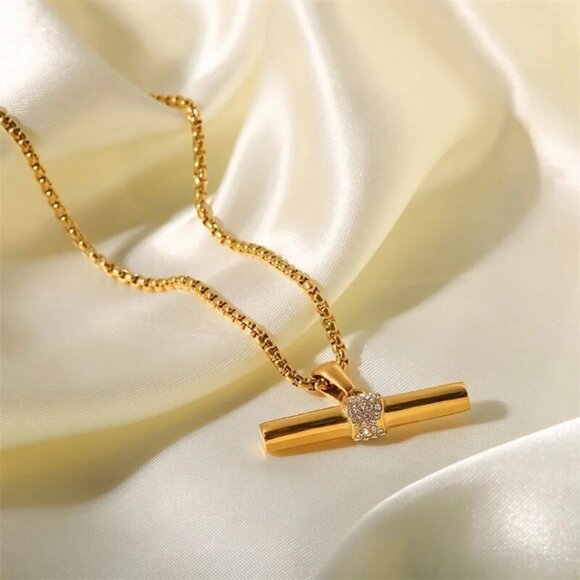 New Bar Pendant Necklace 18K Gold Plated Rhinestone Contemporary Minimalist - Picture 1 of 11